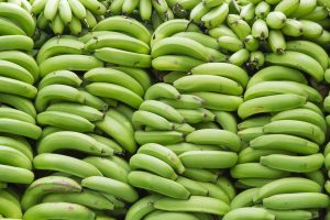 Sonhar com banana verde, interpretações e significados